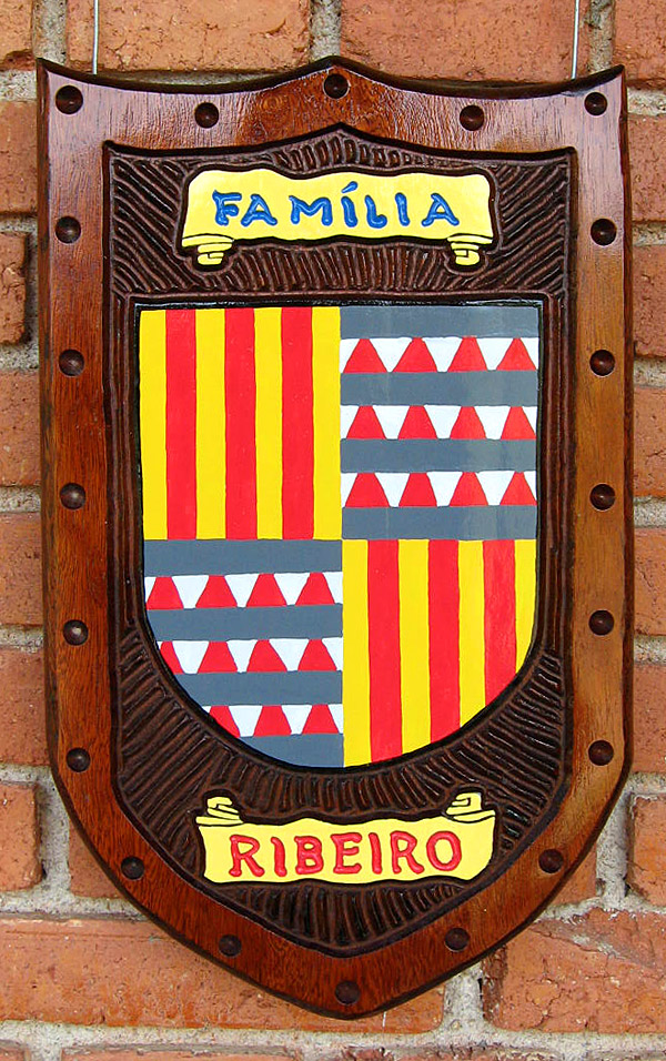 Braso da Famlia Ribeiro - Escudo Central
